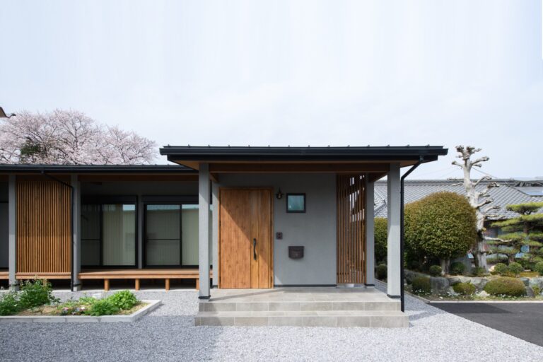 三ツ池町の平屋