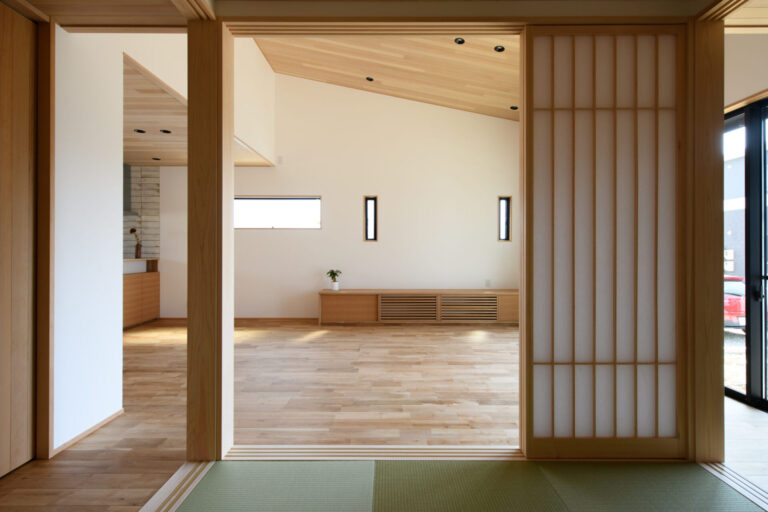 【終了】8/27(sun)　★１日限り　【2棟同時 “住まいの見学会” 】 ＋【建築中“薪ストーブのある平屋” の見学会】