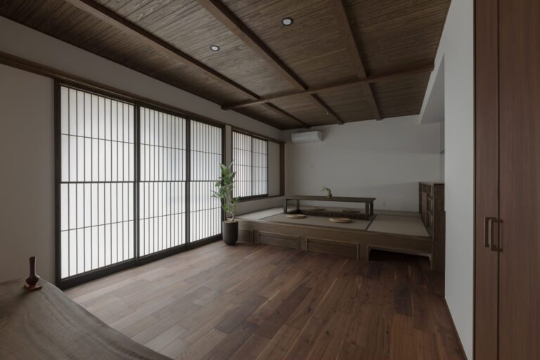 轍の家