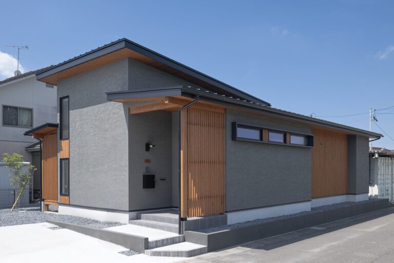 鵜沼羽の平屋