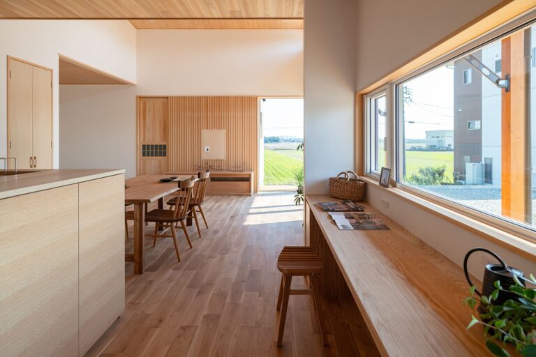 稲穂の平屋